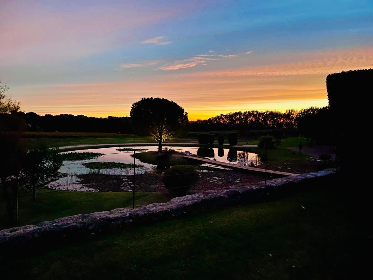 Domaine Amourella Aparthotel Lambesc Esterno foto