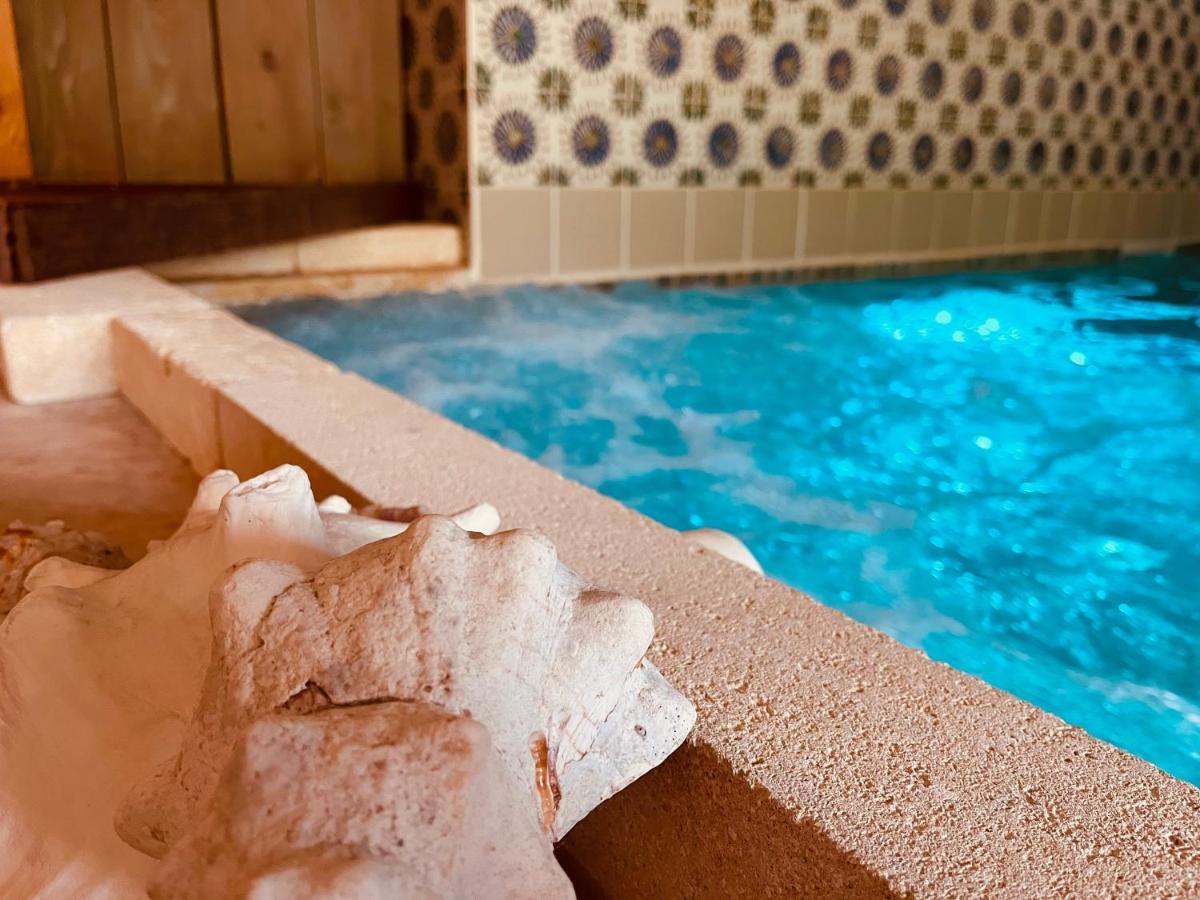 Domaine Amourella Aparthotel Lambesc Esterno foto