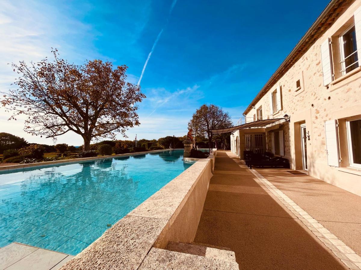 Domaine Amourella Aparthotel Lambesc Esterno foto