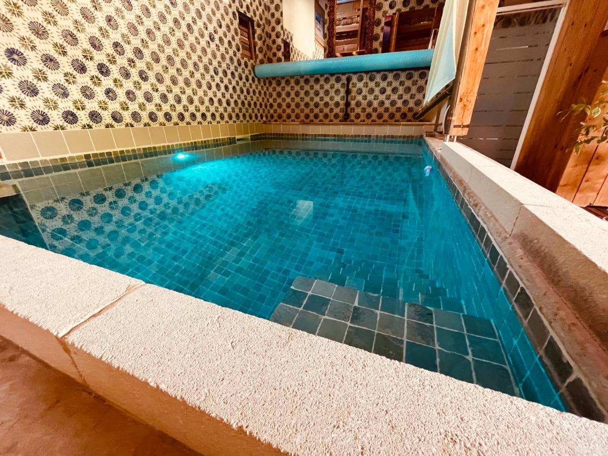 Domaine Amourella Aparthotel Lambesc Esterno foto