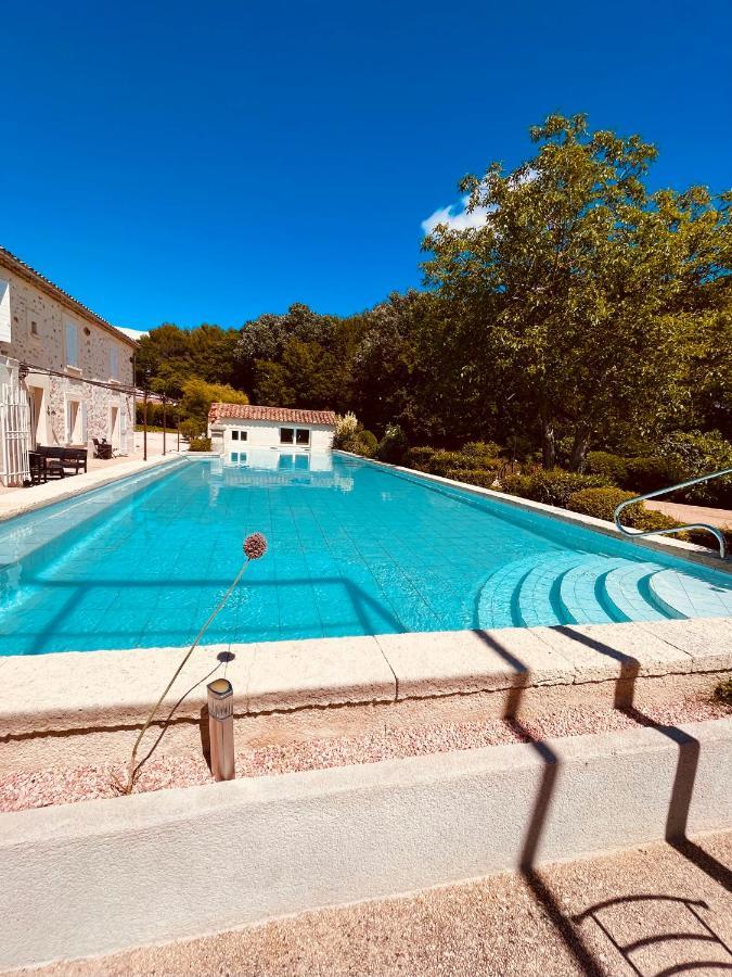 Domaine Amourella Aparthotel Lambesc Esterno foto